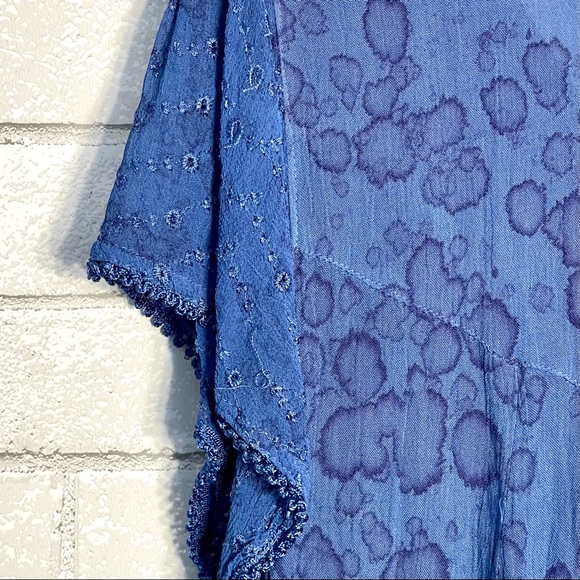 Blue Sakkas Top With Beautiful Details and Color Plus Size - Picture 7 of 11